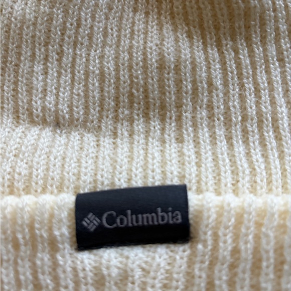 Columbia Ivory Knit Hat - Picture 3 of 3